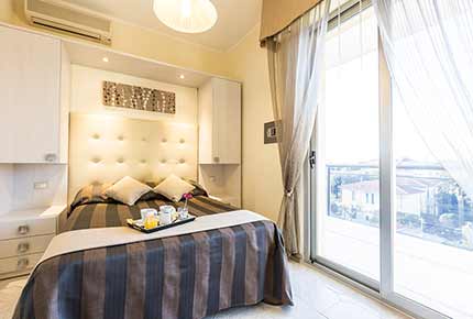 Camera singola vista mare