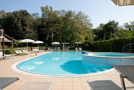 Piscina & Idromassaggio